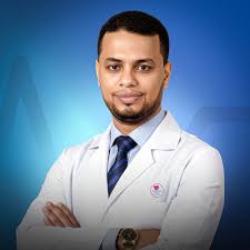 احمد البحيرى - جراحه تجميل